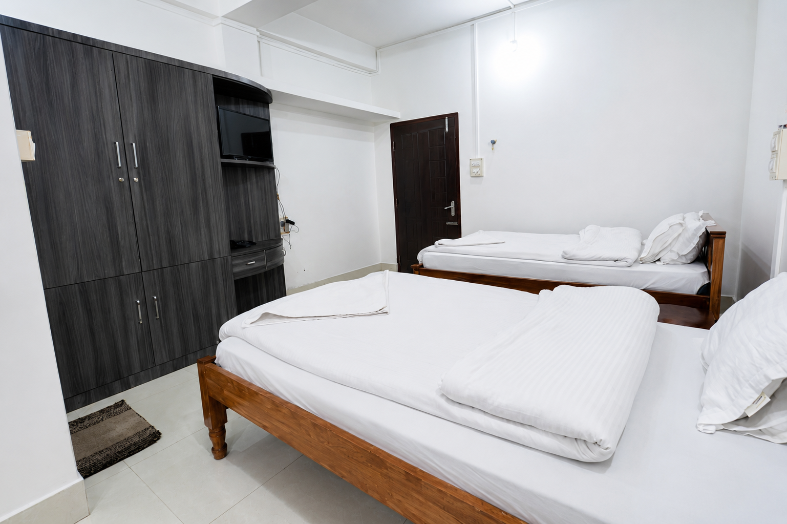 Hotel Zimin Ziro